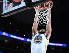 开云体育-内马尔在勇士比赛中出色防守，回归赛场引发热议！的简单介绍